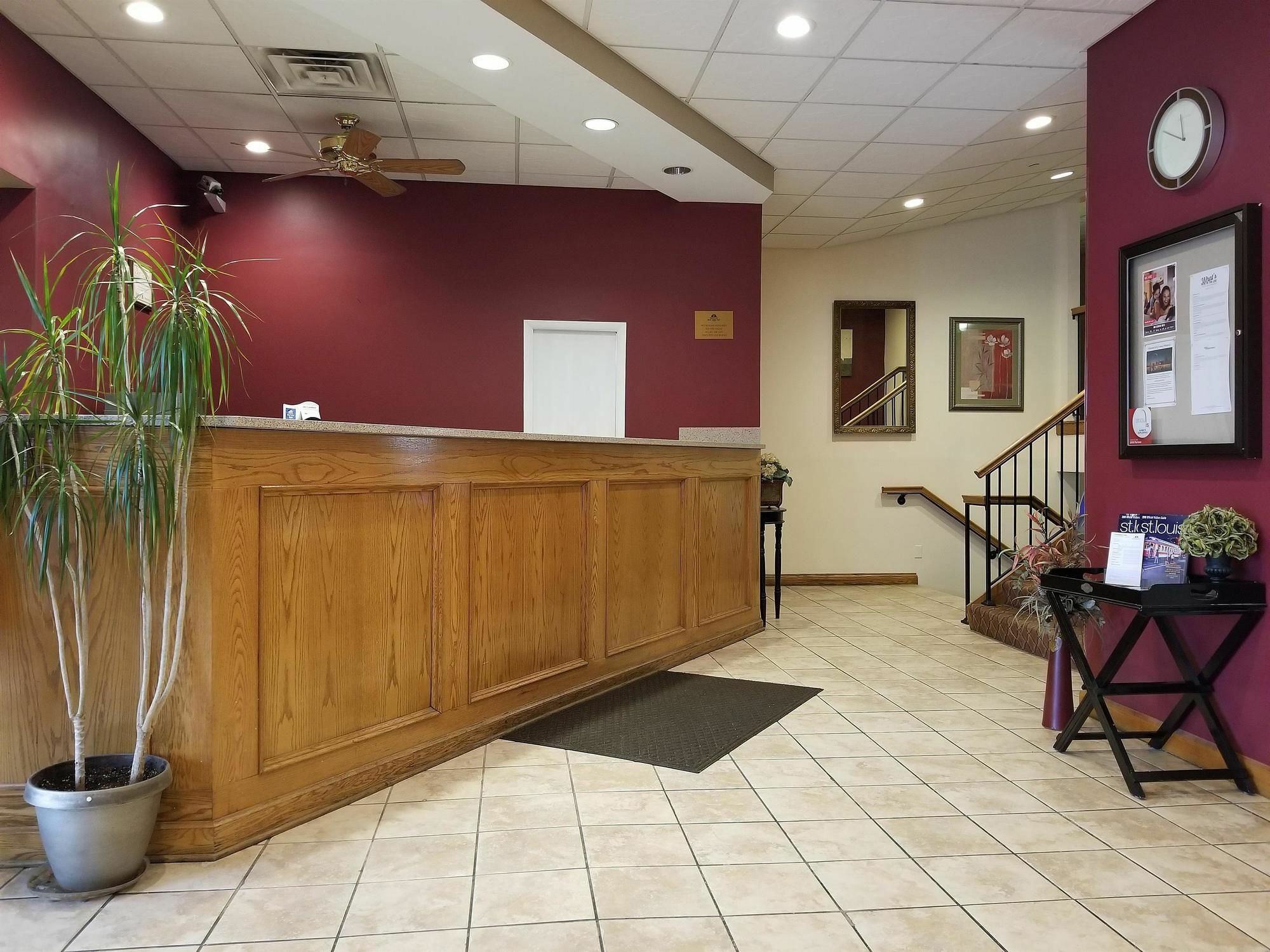 Americas Best Value Inn St. Louis / South Mehlville Exterior foto
